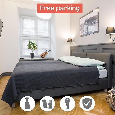 Luxury Apartment At The Main Square Краков Экстерьер фото